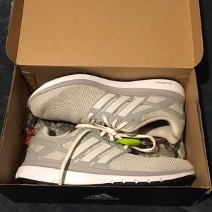 Adidas energy cloud shoe